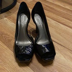 Size 8.5 Jessica Simpson platform peep toe pumps